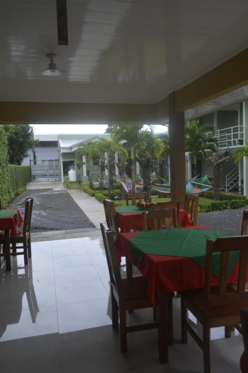 La Fortuna Backpackers Resort Exterior foto